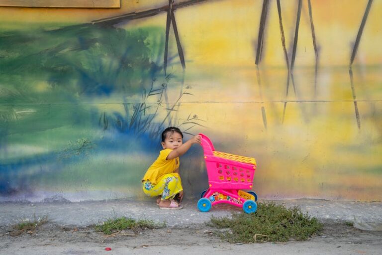 Küçük Ayıcık ve Renkli Orman