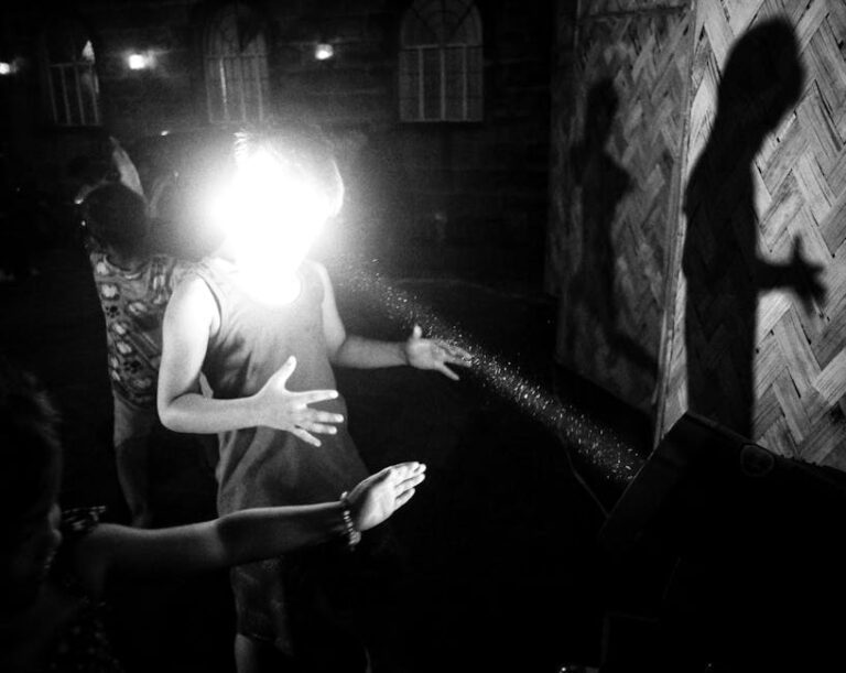 Uçabilen Çocuk Masalı